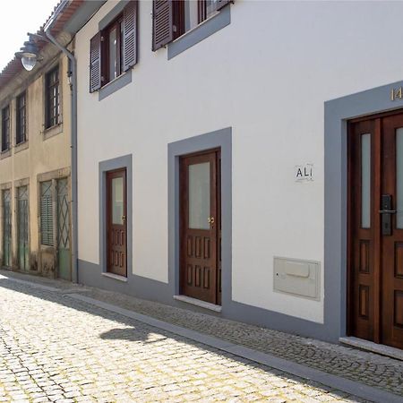 Casas Peralta - Marialva Hotel Arouca Exterior photo